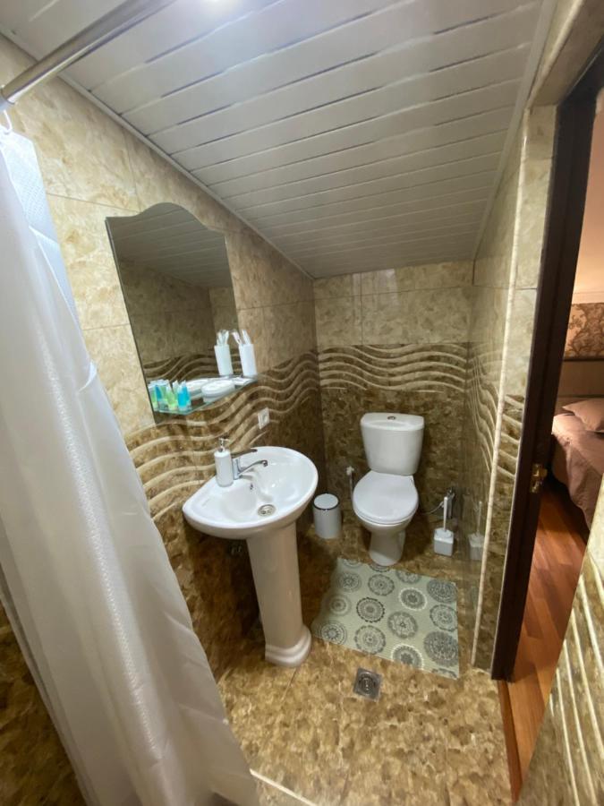 יירבאן Sofia Hotel מראה חיצוני תמונה