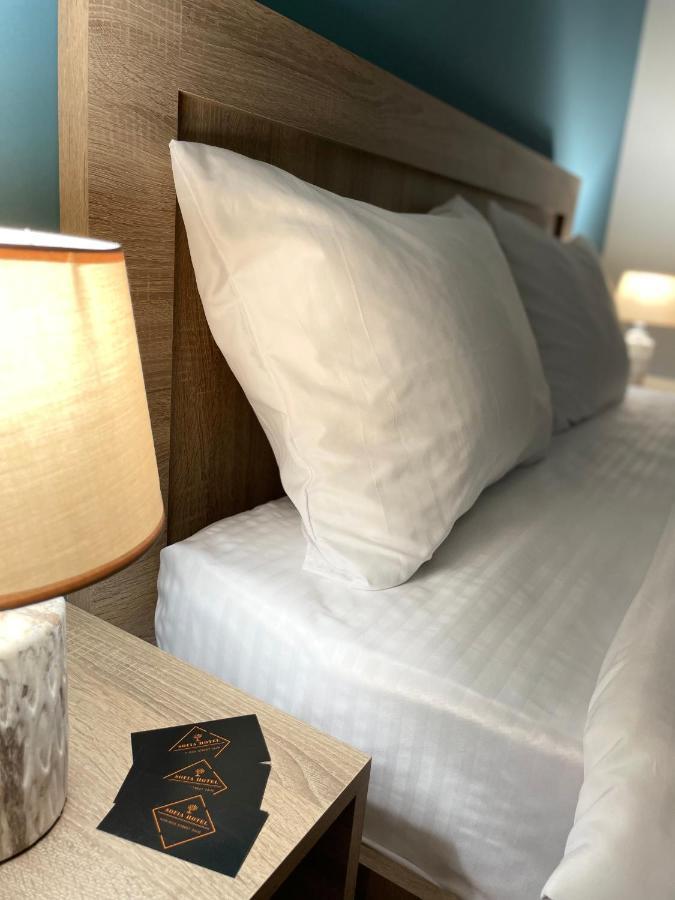 יירבאן Sofia Hotel מראה חיצוני תמונה