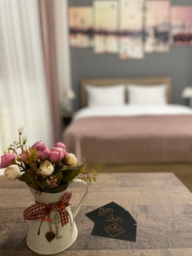 יירבאן Sofia Hotel מראה חיצוני תמונה